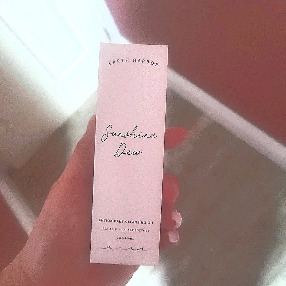 Earth harbor antioxidant cleansing oil